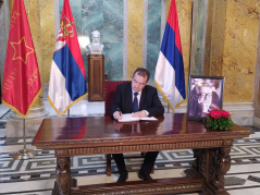 14 April 2022 National Assembly Speaker Ivica Dacic signs the Condolence Book for Dusan Ckrebic